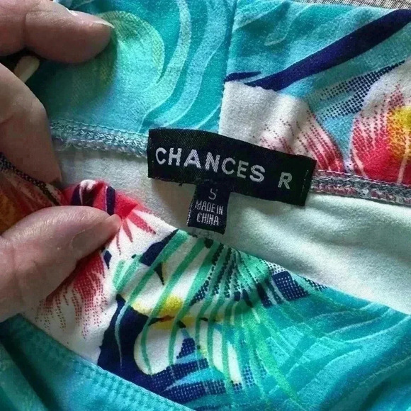 Chances R Tropical Pull on Leggings.  Women’s Size Small. - Picture 3 of 4